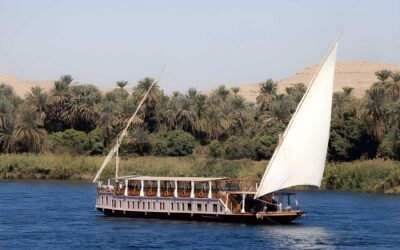 Luxury Dahabiya Nile Cruise – 4 Day Egypt Tour
